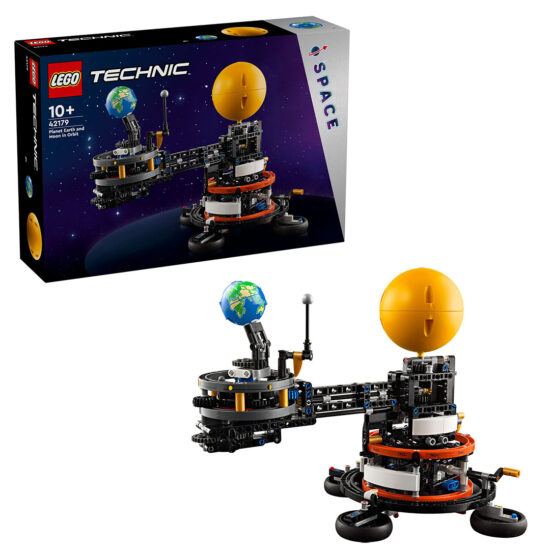 La planète Terre et la Lune en orbite (42179) Toys Puissance 3